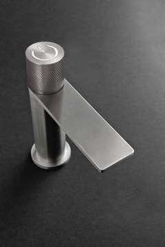 3.6 - Electronic 1 hole stainless steel washbasin mixer by Rubinetterie Treemme - view 3